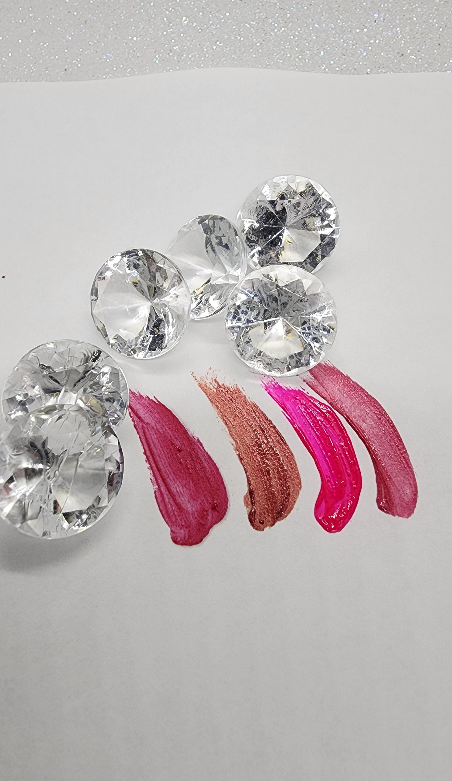 Lip Gloss, Sirious, Canopus, Capella y Atair